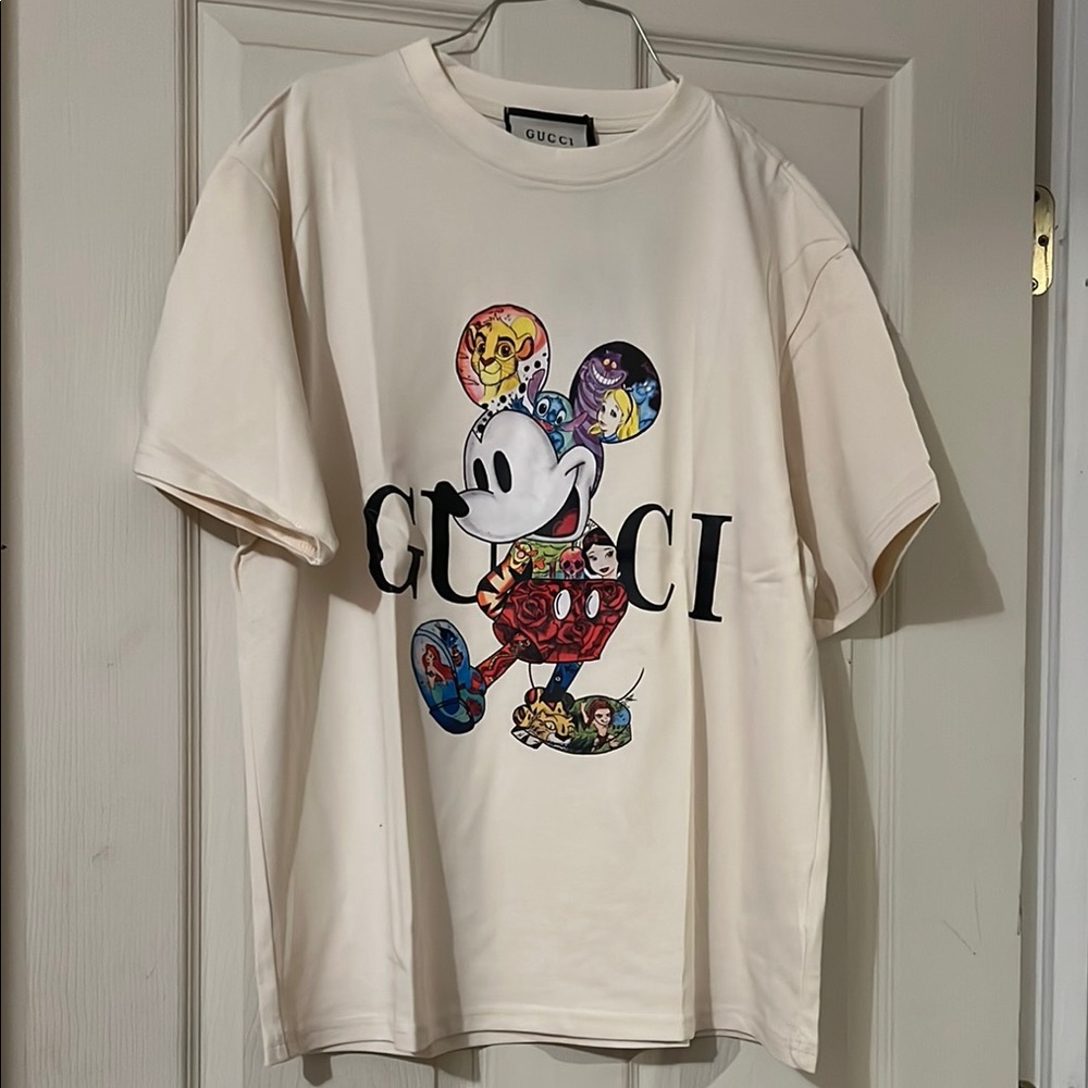 Gucci Cream Graphic T-Shirt